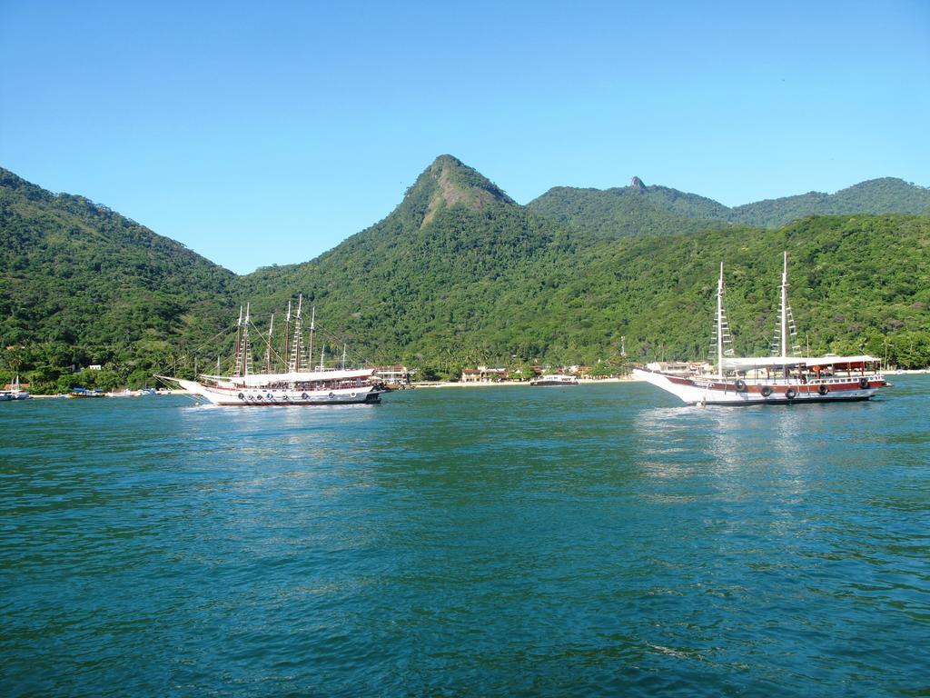 Suites Cantinho Da Pedra Abraão Rom bilde
