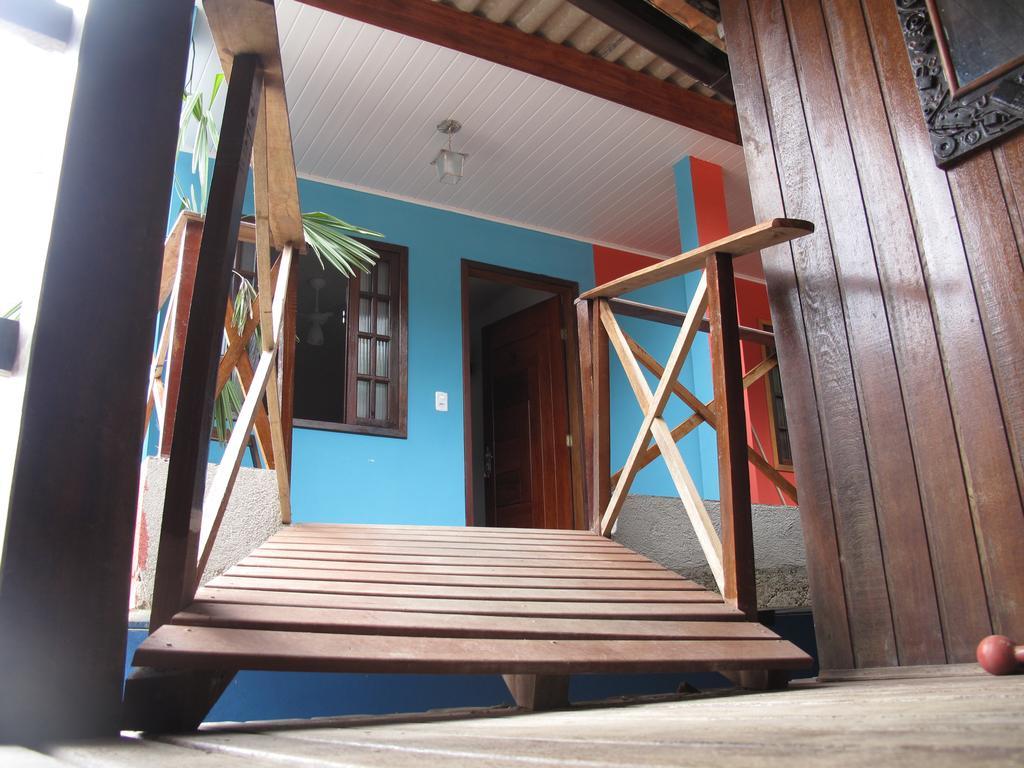 Suites Cantinho Da Pedra Abraão Rom bilde